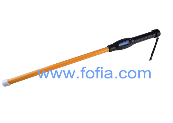Skaner z mikrochipem RFID z akumulatorem / zasilacz 4AA Waga 532 g