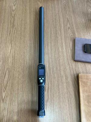 Odległość odczytu 30 do 100 cm Czytnik RFID dla zwierząt Skanner Bluetooth Inwentarz RFID Stick Reader System Operacyjny Wszystko